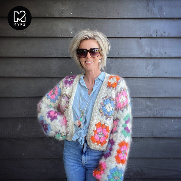 Häkelanleitun - MYPZ Granny square bomber cardigan Off White (ENG-NL-DE-ES)