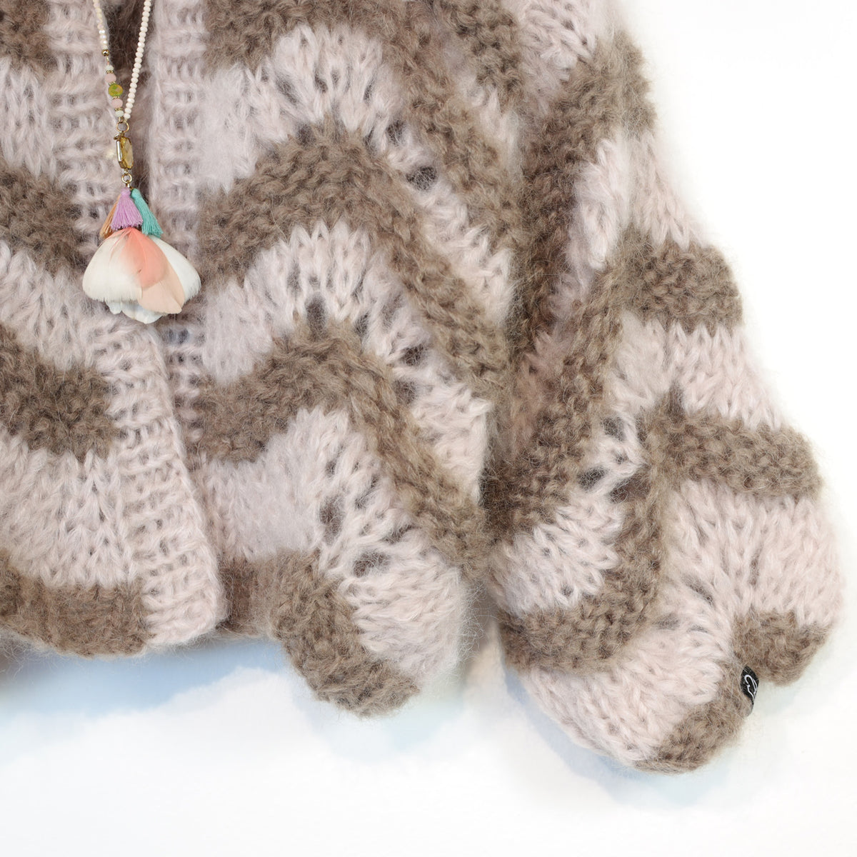 Strickanleitung – Kurze grob gestrickte Mohair-Strickjacke Stonies Wave Nr.12 (ENG-DE-NL-ES-FR-IT-DA-SV-NO)