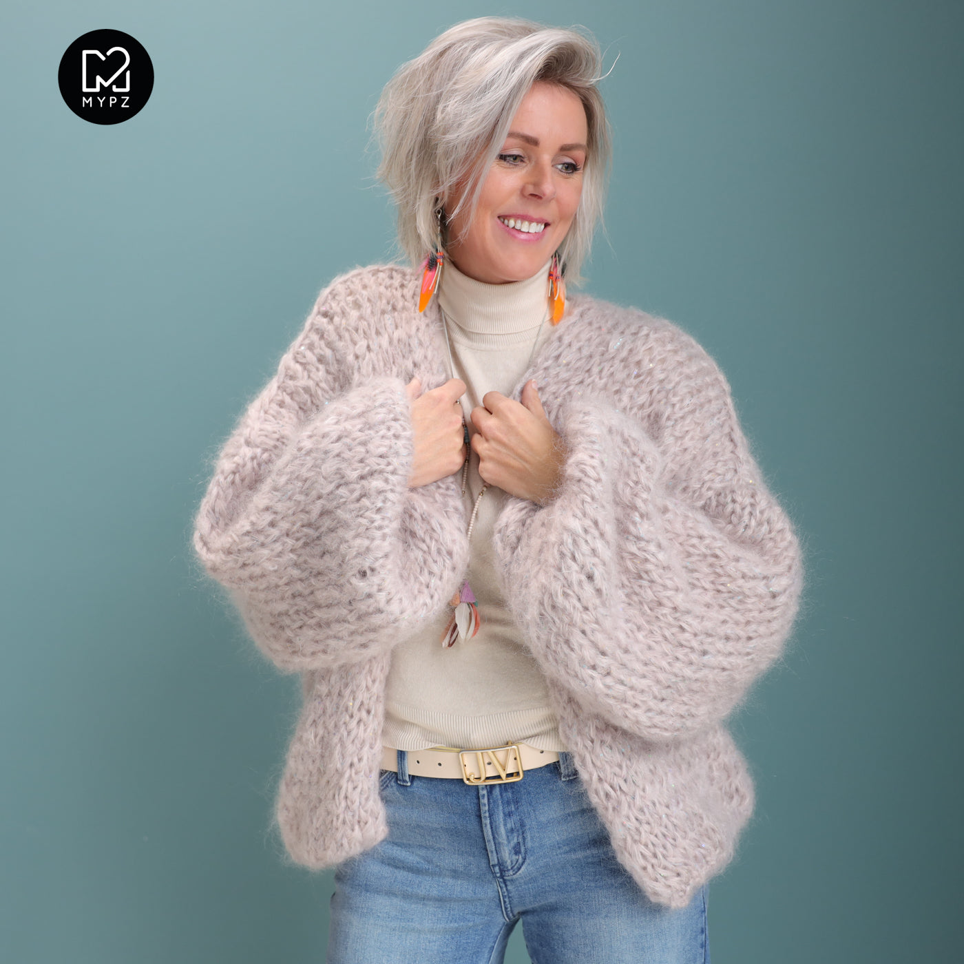 Strickset – MYPZ Kurze Chunky Mohair Cardigan Sparkling Sand No.15 (ENG-NL-DE)