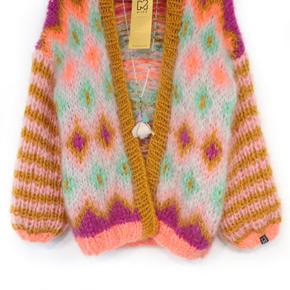 Strickanleitung – Grobstrickjacke aus Mohair Flora Nr. 12 (ENG-DE-NL-ES-FR-IT-DA-SV-NO)