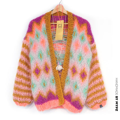 Strickanleitung – Grobstrickjacke aus Mohair Flora Nr. 12 (ENG-DE-NL-ES-FR-IT-DA-SV-NO)