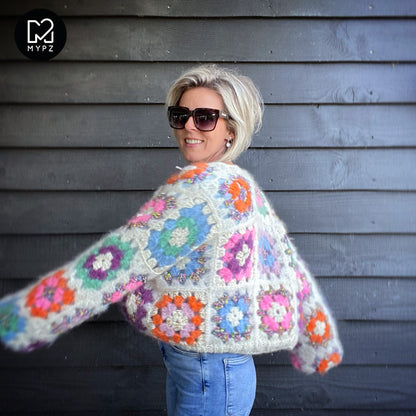 Häkelanleitun - MYPZ Granny square bomber cardigan Off White (ENG-NL-DE-ES)